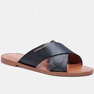 Black leather sandal